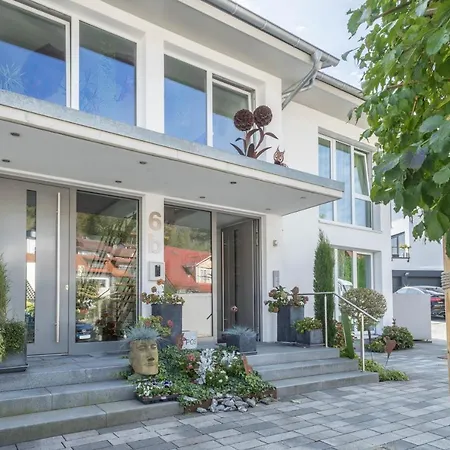 Lilie Apartment